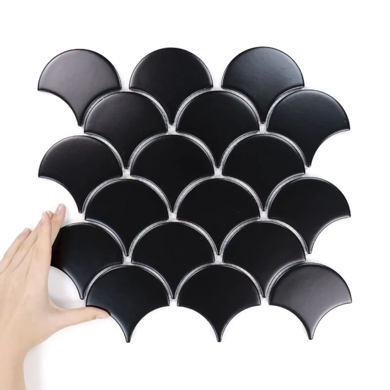 Obklad Flabellum Black Matná