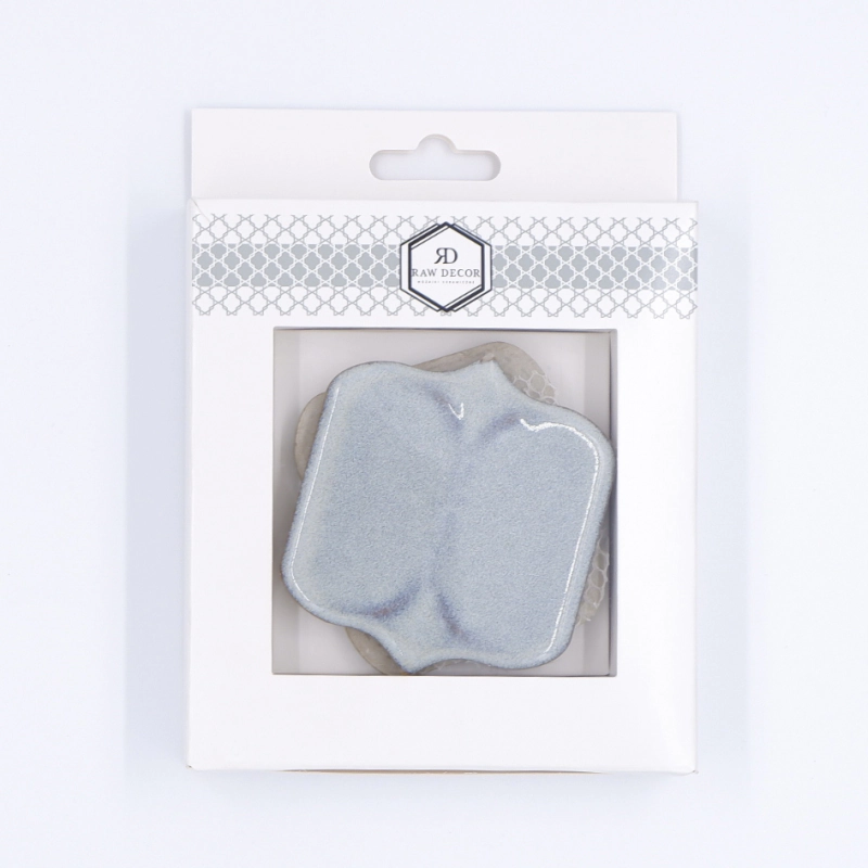 Vzorek: Arabeska Antique Grey Lesk